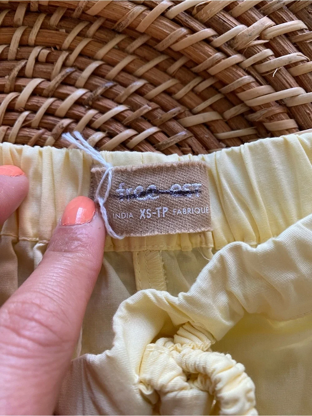FREE PEOPLE Free-Est Yellow Elastic Waist Culottes Pant! ☀️ - Picture 16 of 17